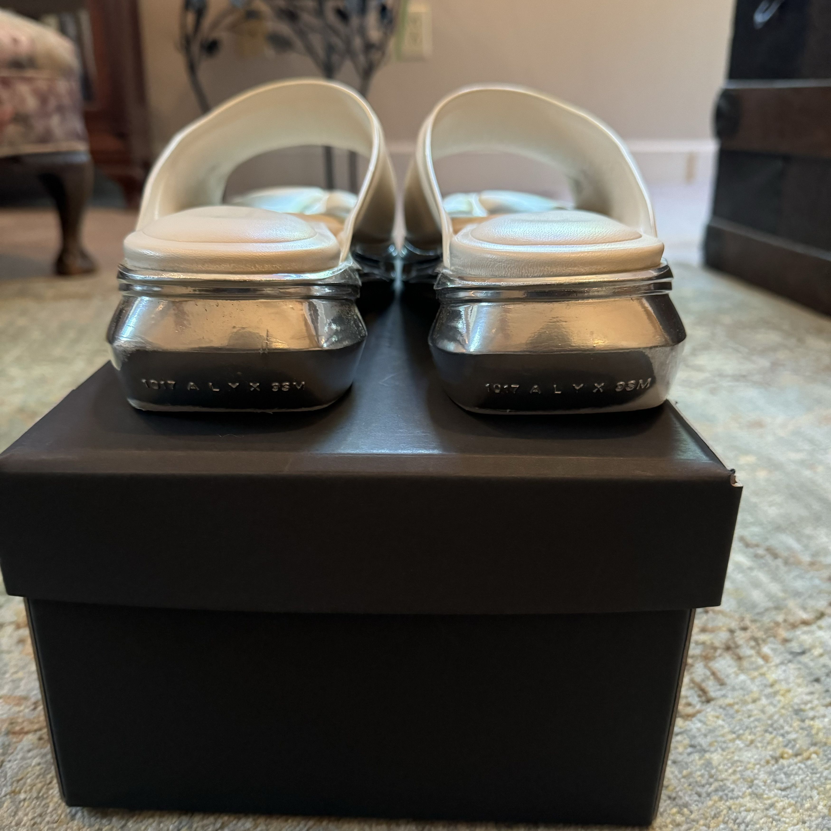 1017 ALYX 9SM Retail $680 Size US 9 / EU 42 - 9 Thumbnail