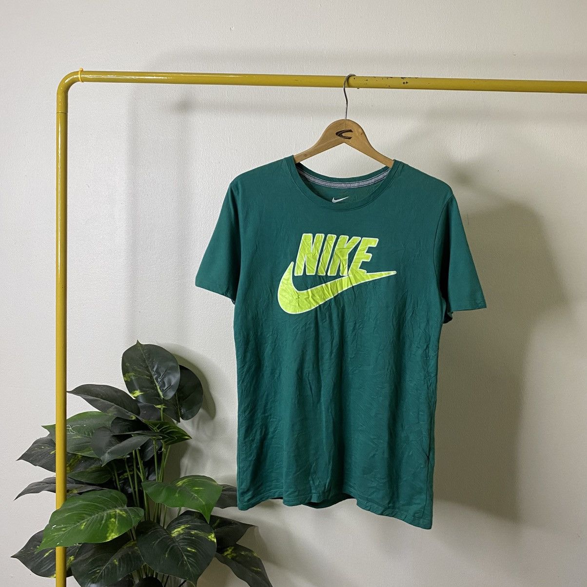 Nike Nike OG Swoosh Logo T Shirt Size US M / EU 48-50 / 2 - 1 Thumbnail