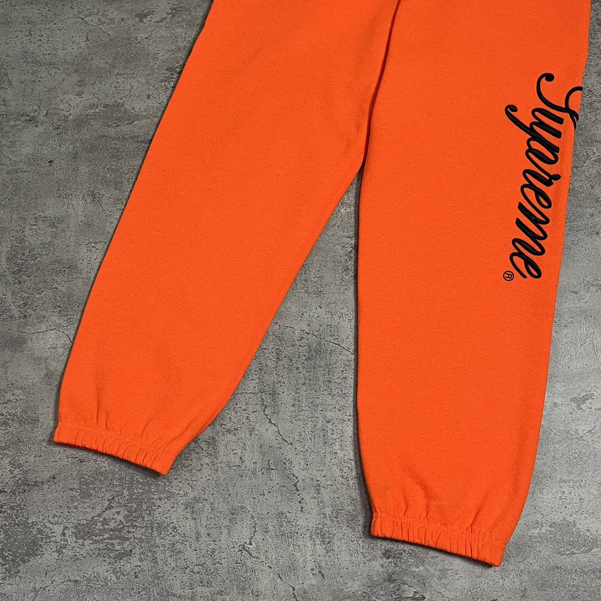 Supreme Supreme Embroidered Script Sweatpant FW24 - Orange Size US 33 - 4 Thumbnail