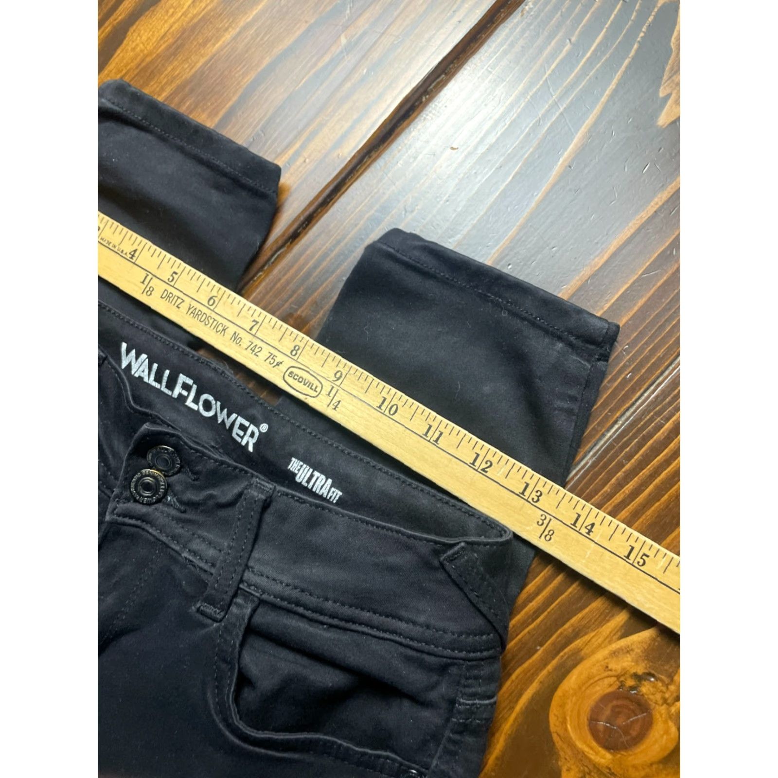 Vintage WallFlower Jeans Women’s Size 7 Black The Ultra Fit Jeans Regular Skinny 28in Inseam Womens Size 28" / US 6 / IT 42 - 4 Thumbnail