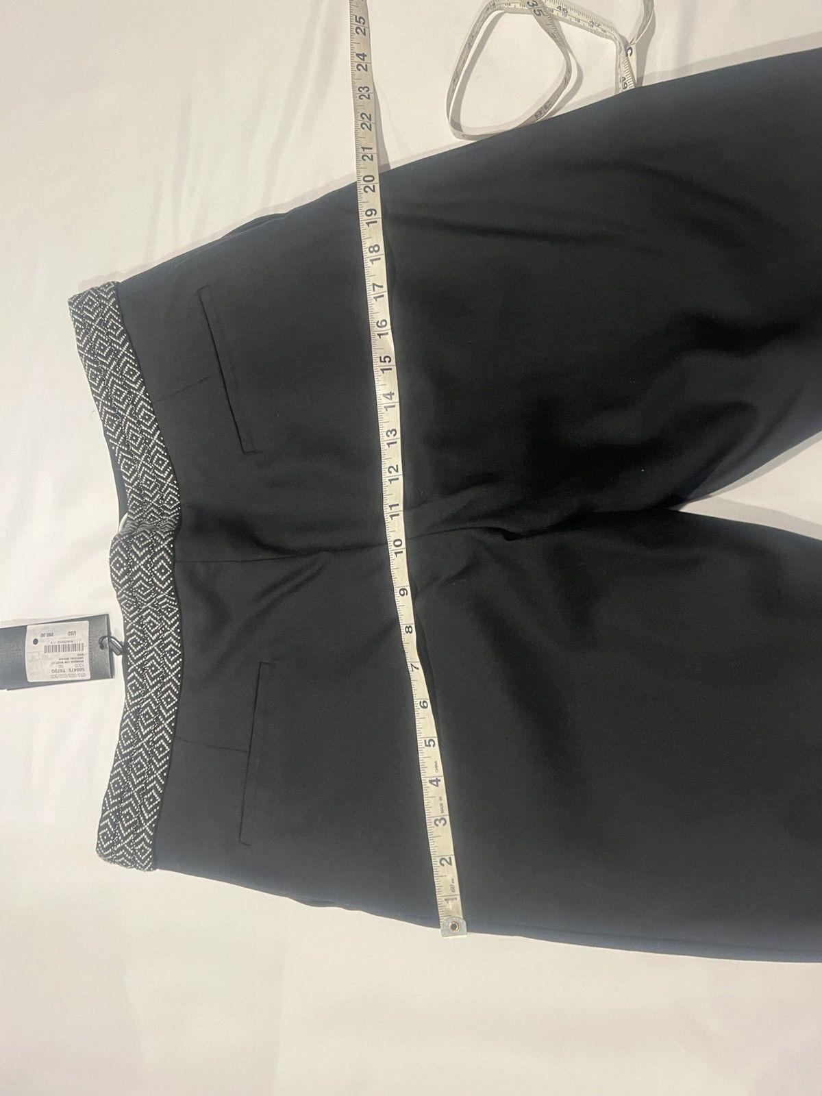 Saint Laurent Paris Saint Laurent men’s dress shorts. 50/34. $690 Size US 34 / EU 50 - 10 Thumbnail