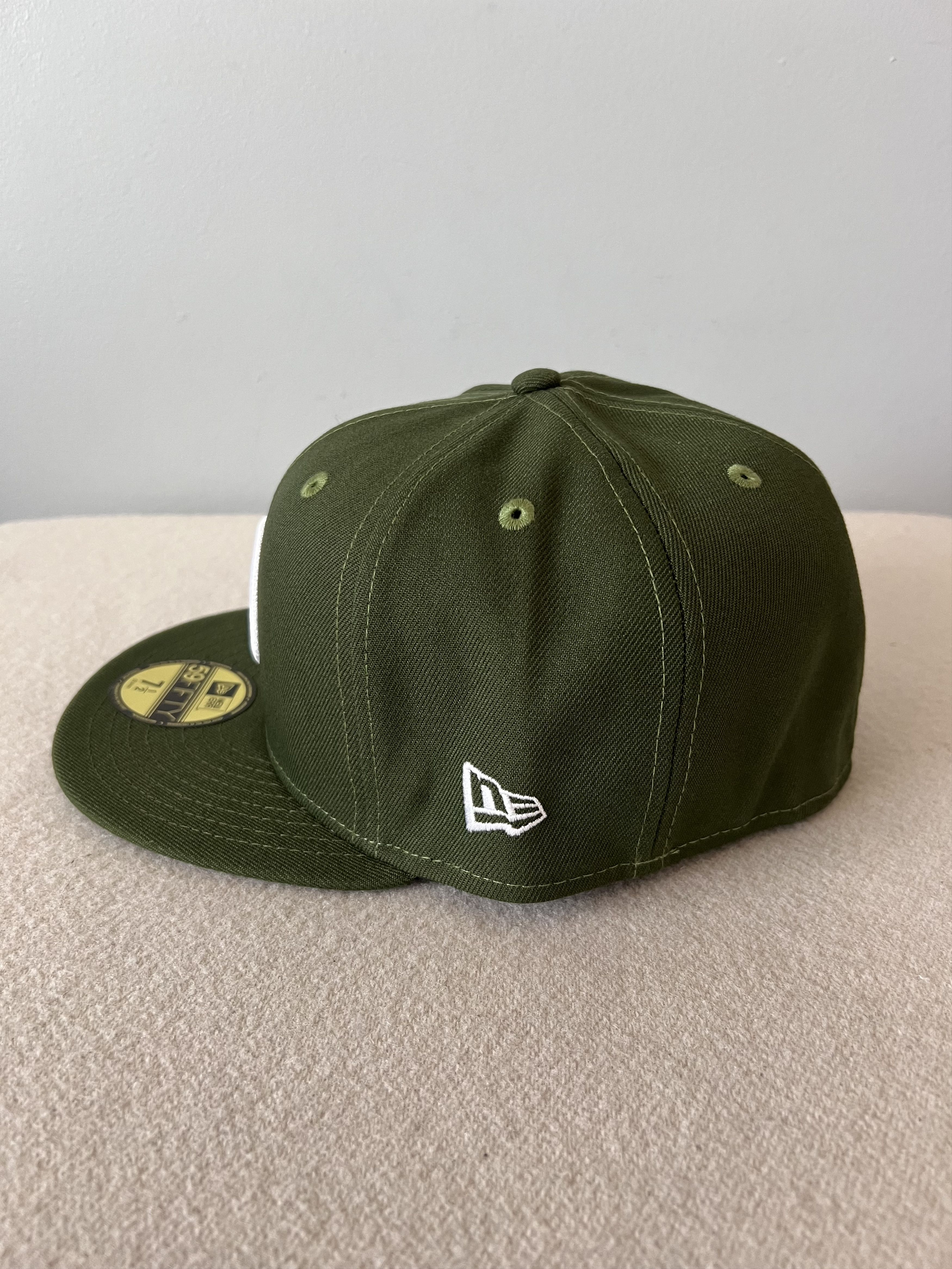 HIDDEN × New Era 7 1/2 Hidden NY New Era H Logo 59FIFTY Fitted Hat 