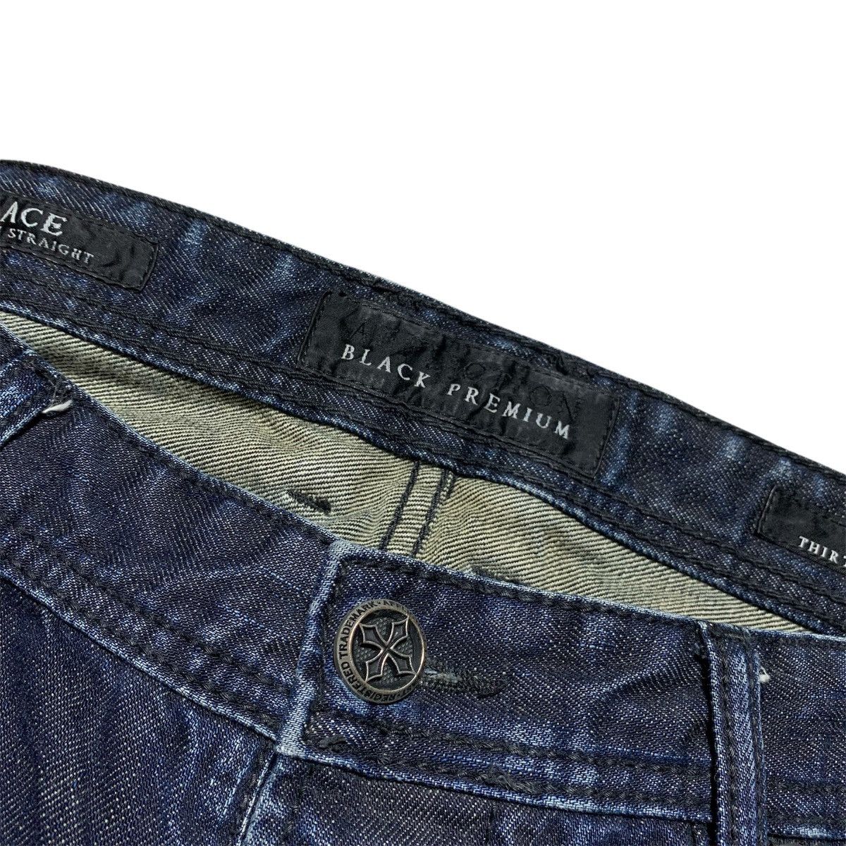 Affliction Rare Y2k Affliction Cross Studded Distressed Faded Jeans Size US 38 / EU 54 - 5 Thumbnail