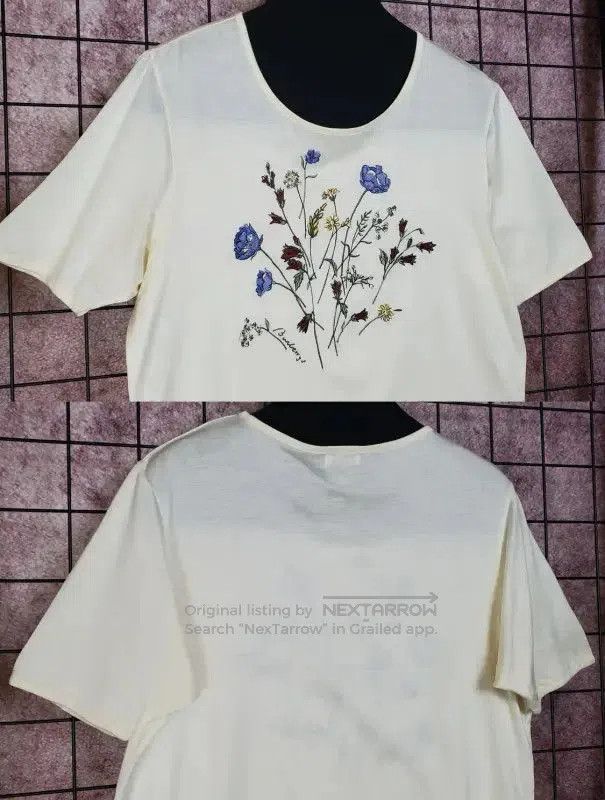 Burberry Burberry Beige Short Sleeve Embroidered Tee. Size M / US 6-8 / IT 42-44 - 4 Thumbnail