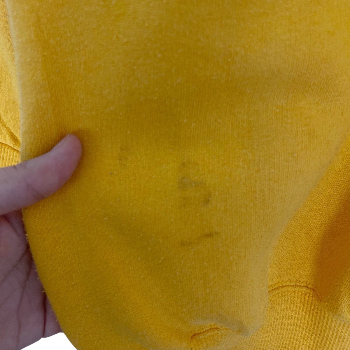 Vintage Vintage T&C Surf Hawaii Half Crewneck Sweatshirt Yellow Sz L Size US L / EU 52-54 / 3 - 5 Thumbnail