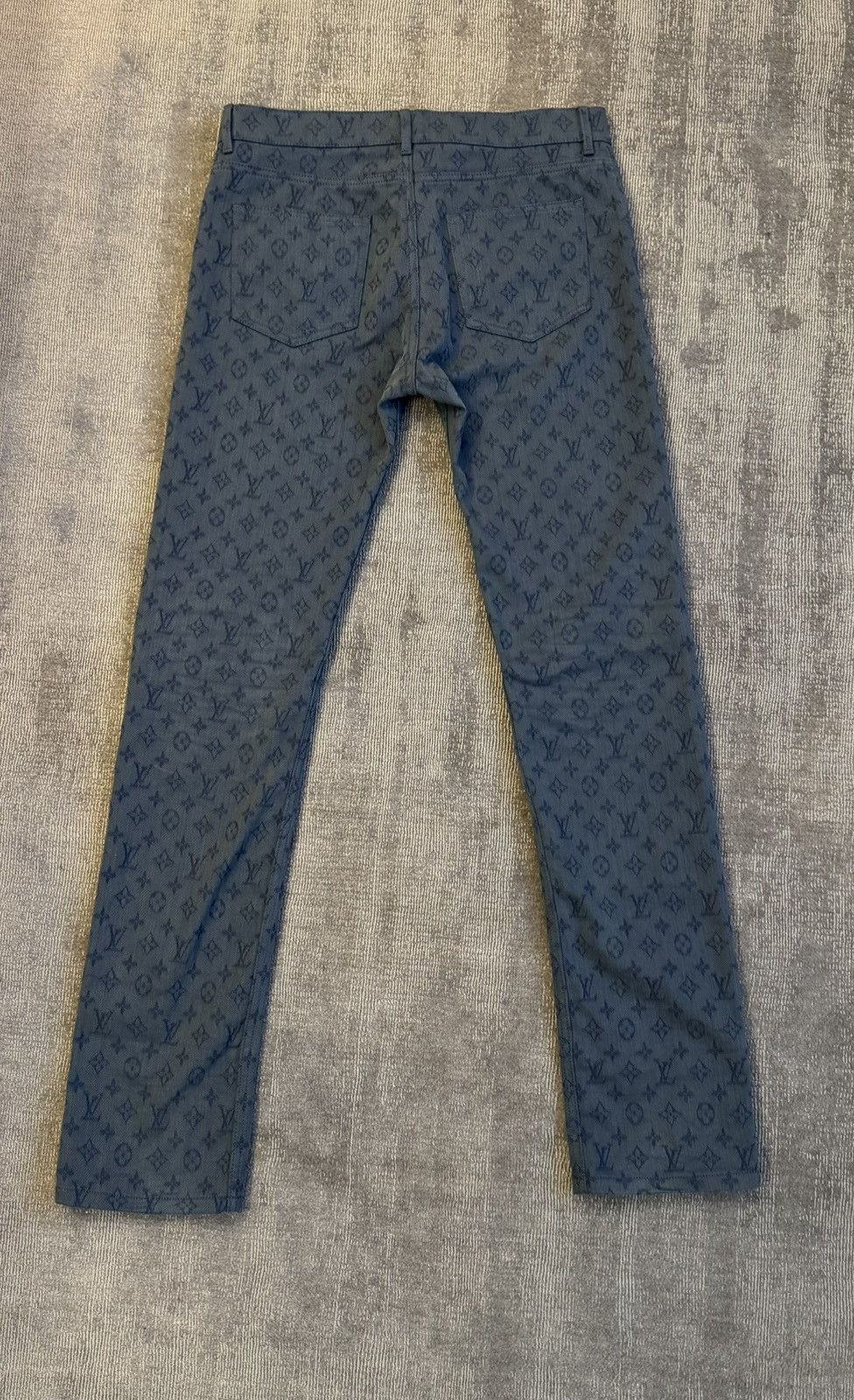 Louis Vuitton SS 2019 - Monogram Louis Vuitton Men’s Jeans Size US 31 - 2 Thumbnail
