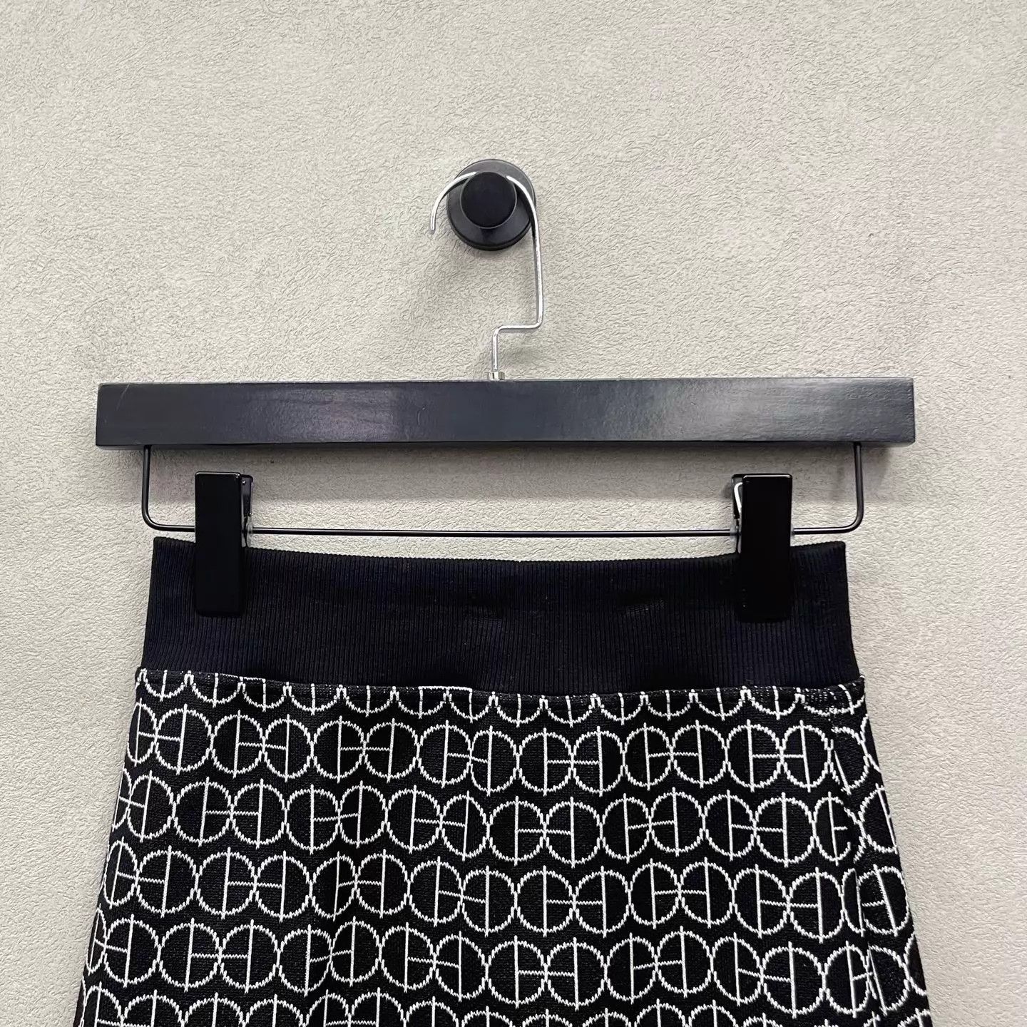 Hermes HERMES Women's Black & White Knit Skirt Size 34 Size 25" / US 0 / IT 36 - 4 Thumbnail
