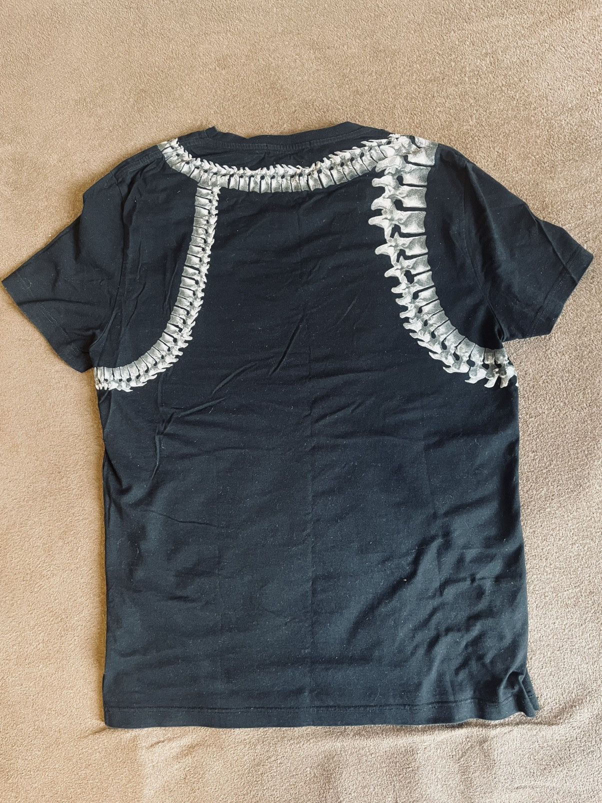 Alexander McQueen Alexander McQueen skeleton v-neck tshirt Size US S / EU 44-46 / 1 - 2 Thumbnail