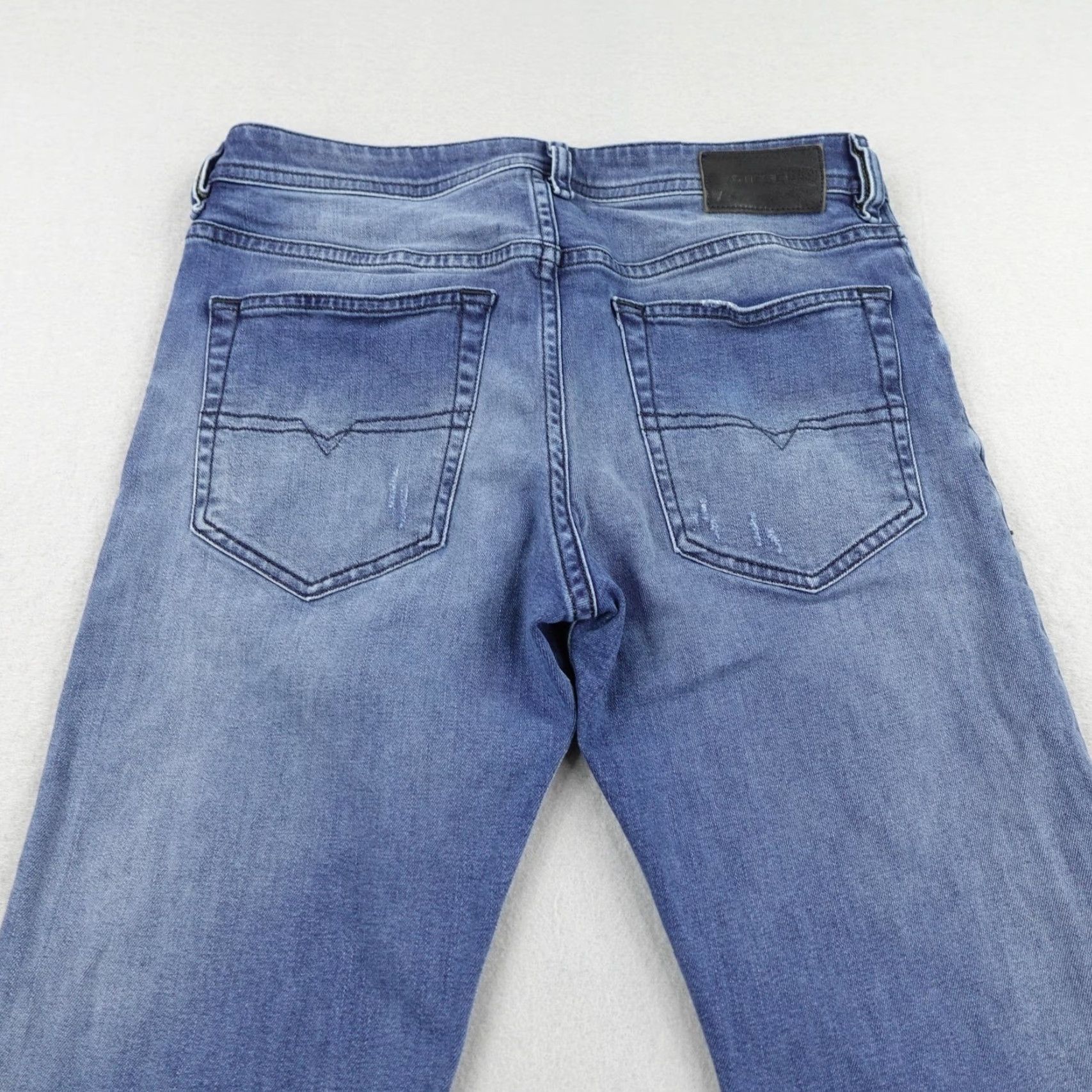 Diesel Diesel Jeans Mens 31 Blue Denim Buster 084NV Stretch Regular Slim Tapered Faded Distressed 32in Inseam Mens Size US 31 - 5 Thumbnail