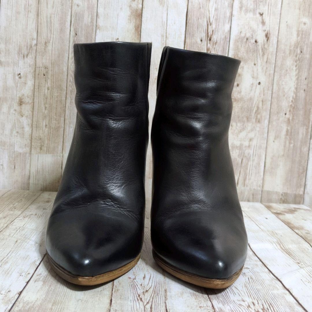 H&M × Maison Margiela H&M x Maison Martin Margiela Clear Heel Short Boots US 7 Size US 7 / IT 37 - 3 Thumbnail