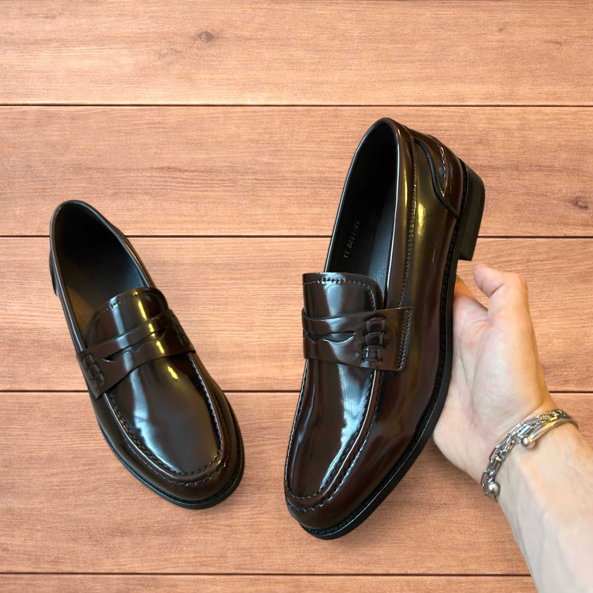 Japanese Brand Lovely faux leather penny dress loafers shoes in brown. Size US 11 / EU 44 - 6 Thumbnail