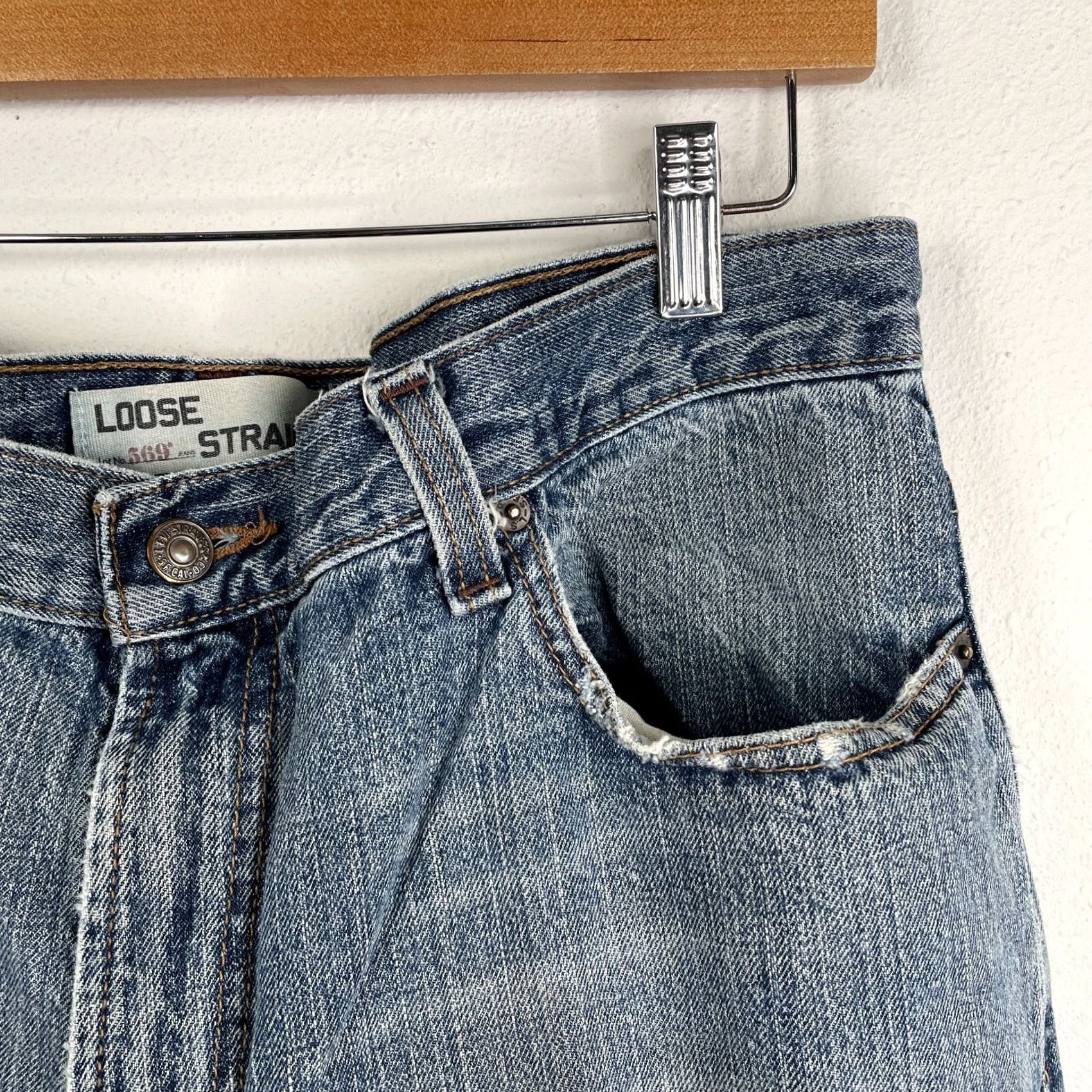 Levi's VINTAGE Levi's 569 Jeans Men Blue Straight Loose Denim 36x30 100% Cotton Distressed Regular Rise High Size US 36 / EU 52 - 4 Thumbnail