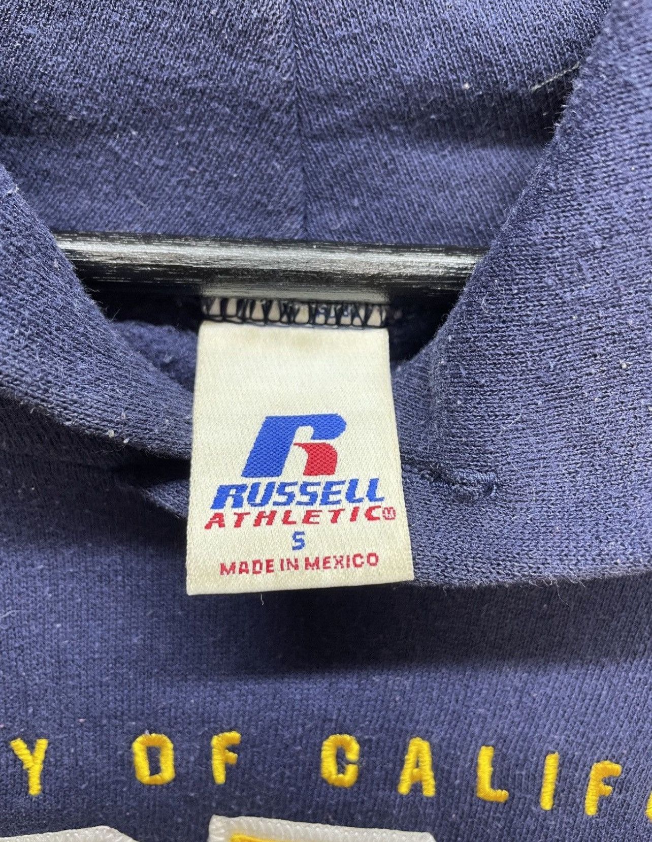 Russell Athletic Vintage 90s Russel Atletic UCLA University Boxy Fit Hoodie Size US S / EU 44-46 / 1 - 7 Thumbnail