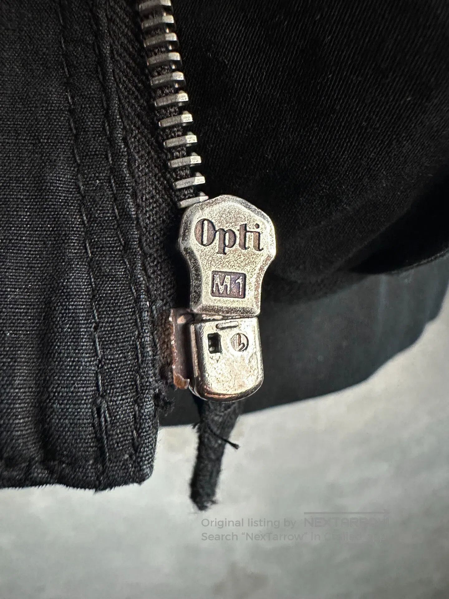 Alexander McQueen ALEXANDER MCQUEEN size46 I have damaged the patch-clamp jac Size US S / EU 44-46 / 1 - 7 Thumbnail