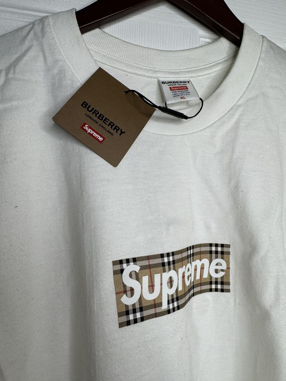 Burberry × Supreme Burberry x supreme tee size XL Size US XL / EU 56 / 4 - 4 Thumbnail