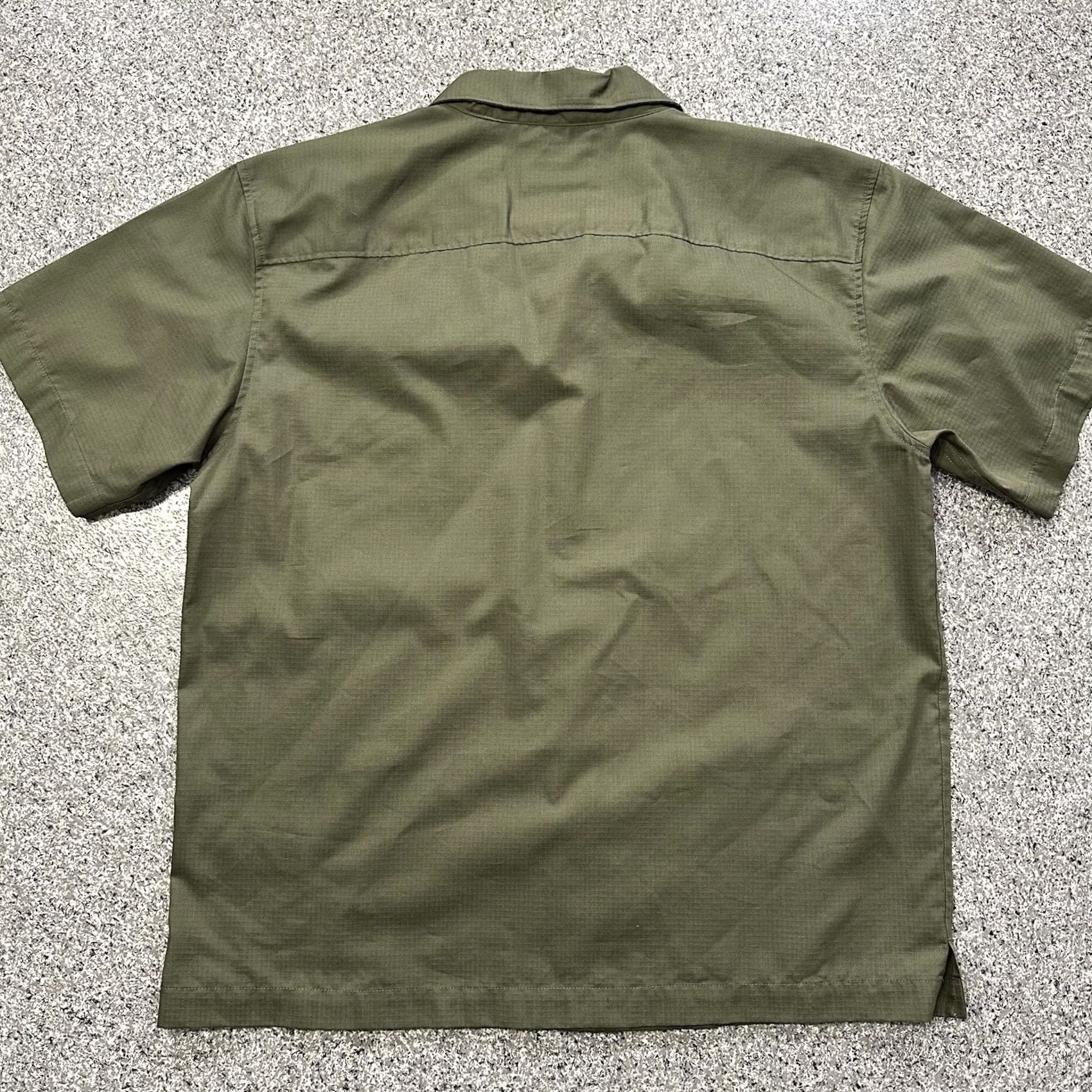 Marmot Marmot Mens Shirt Muir Camp Short Sleeve Button Up Forest Green Size US M / EU 48-50 / 2 - 8 Thumbnail