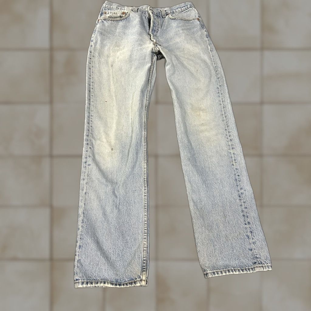 Levi's VINTAGE Levi's 501 Jeans Mens 33x31 Blue Wash Button Fly Made USA 90s Distressed Size US 33 - 1 Thumbnail