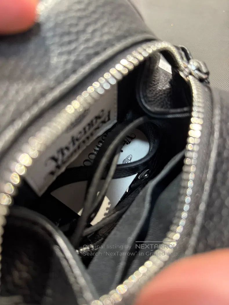 Vivienne Westwood Vivienne Westwood size os Black Textured Bowling Bag Size ONE SIZE - 7 Thumbnail