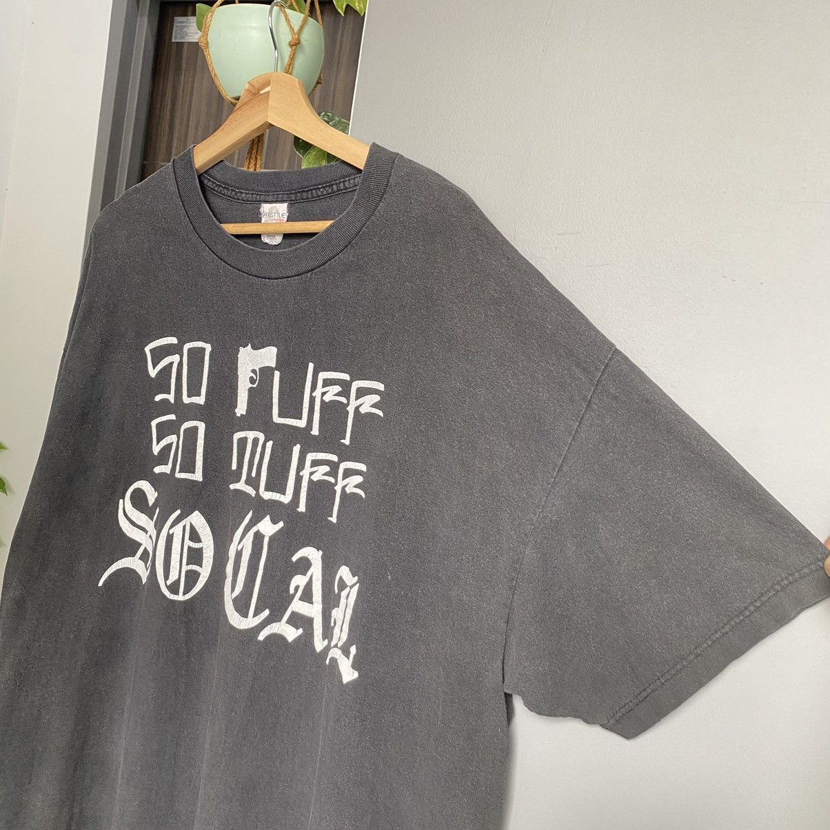 Vintage Thrashed Faded Vintage Y2K So Ruff So Tuff ERD GRUNGE TSHIRT Size US XXL / EU 58 / 5 - 3 Thumbnail