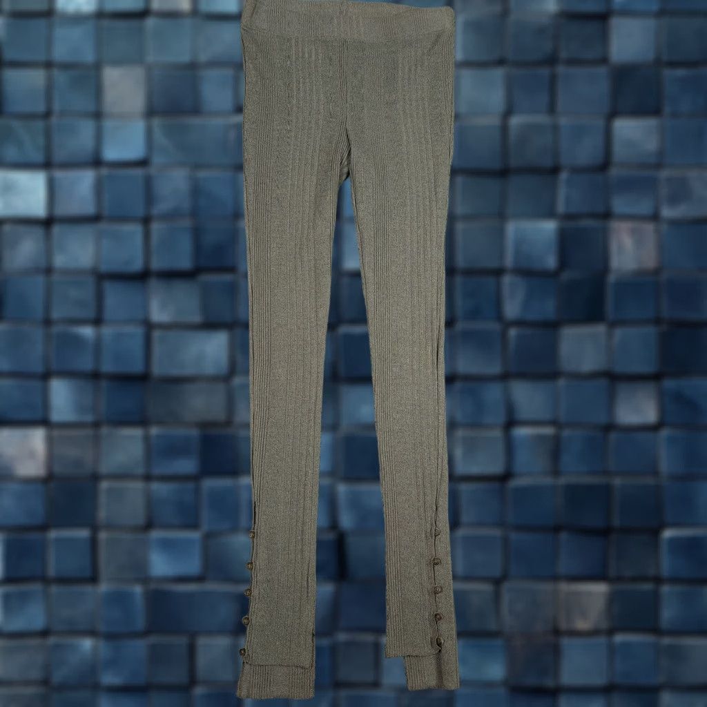 Free People Free People pant Womens Size S grey knit button leg pull-on skinny Size 28" / US 6 / IT 42 - 1 Thumbnail