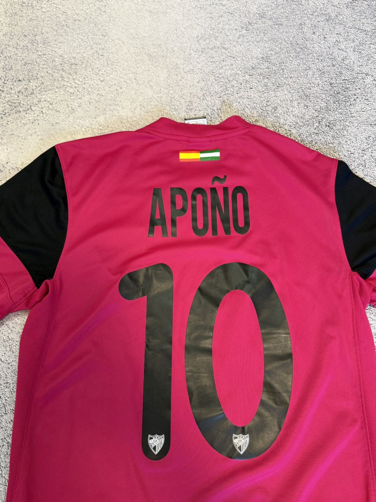 Nike Nike Malaga 2011 2012 Away Jersey Apono 10 Pink UNESCO LFP S Size US S / EU 44-46 / 1 - 6 Thumbnail