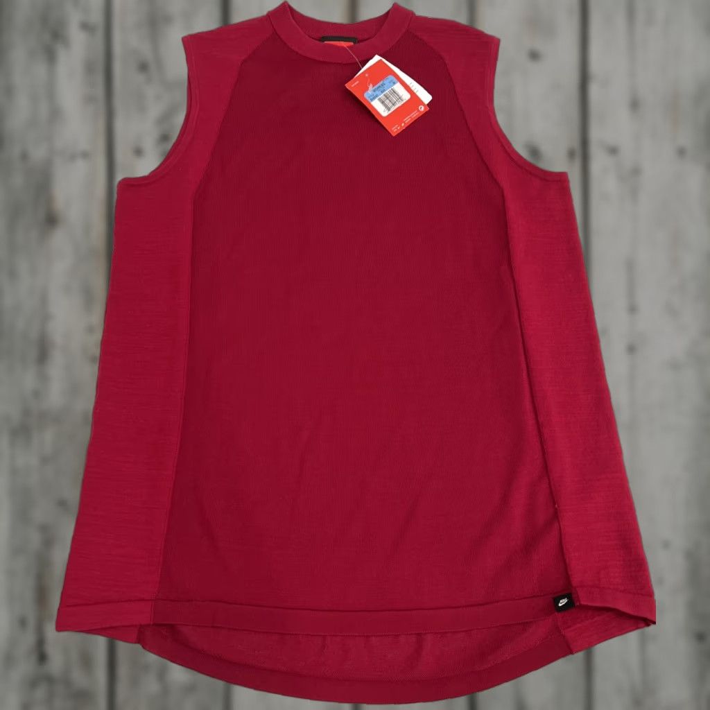 Nike Nike Sportswear Womens Tech Knit Sleeveless Sweater M Noble Red New Tags Size M / US 6-8 / IT 42-44 - 1 Thumbnail