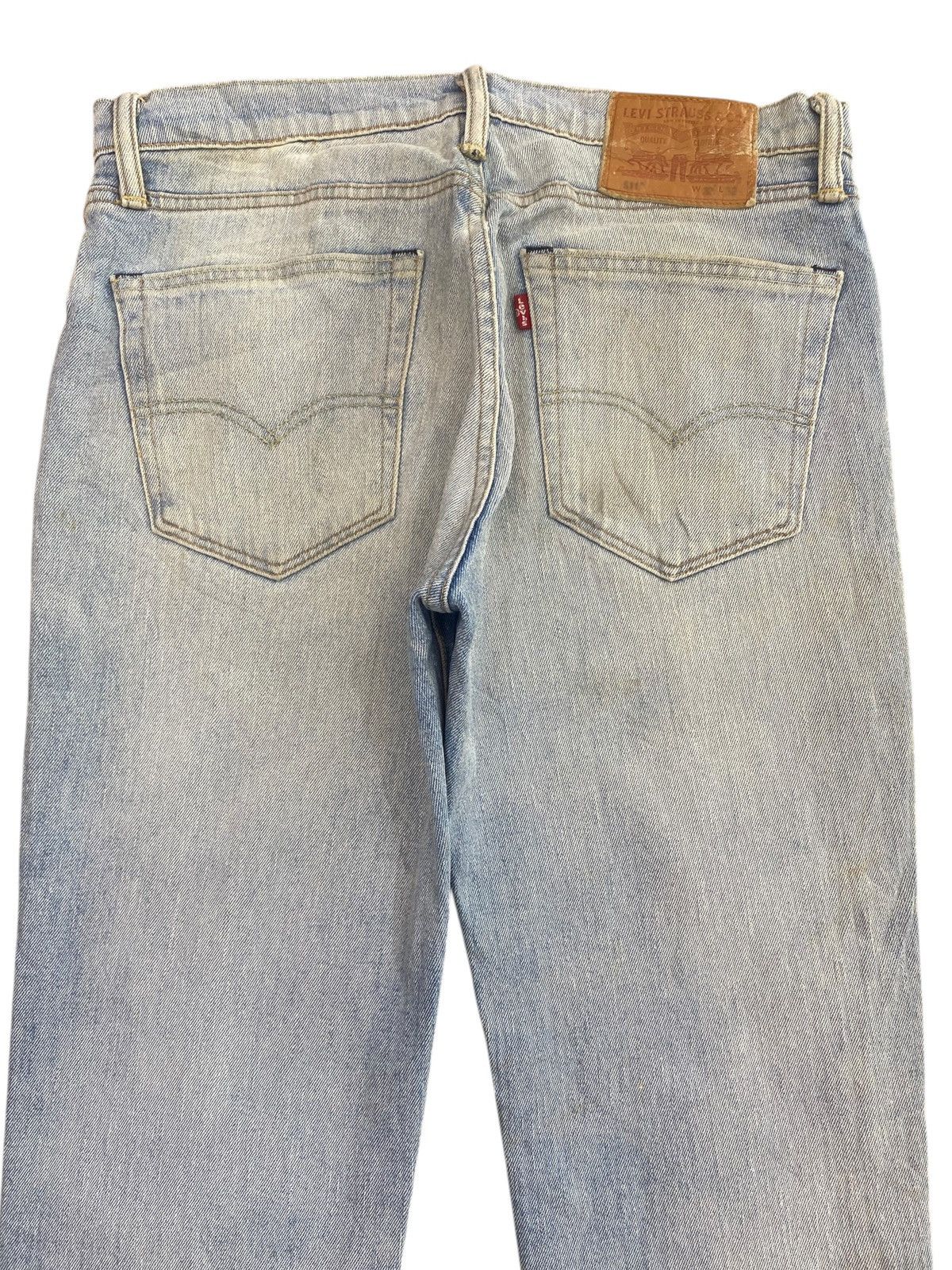 Levi's Levi’s Vintage Light Faded Wash Style Loose Jeans Size US 32 / EU 48 - 4 Thumbnail