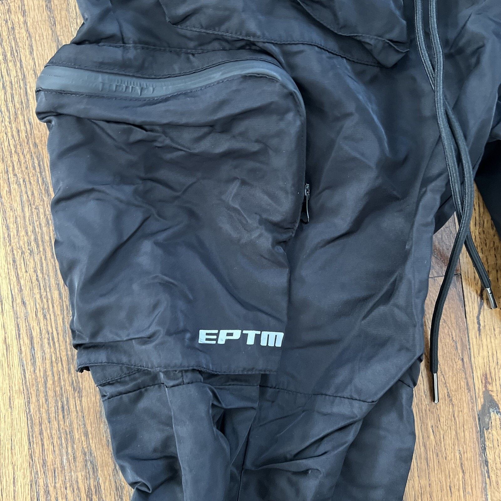 EPTM. EPTM Eptm Stacked Flare 3.0 Black Cargo Pockets Pants Size US 32 / EU 48 - 2 Thumbnail