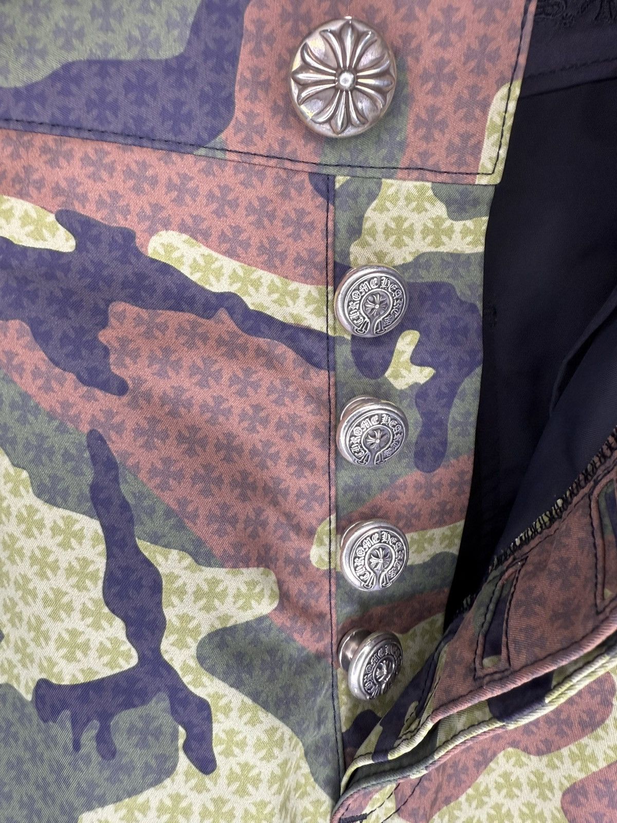 Chrome Hearts Chrome Hearts Camo Double Knee Carpenter Pants Size US 30 / EU 46 - 11 Thumbnail