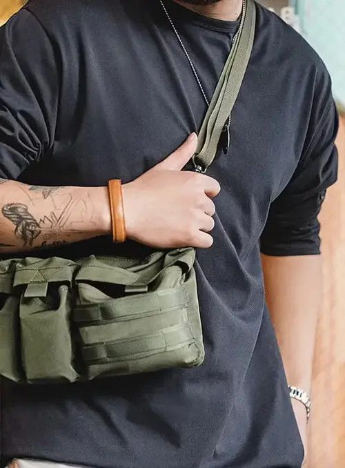 Japanese Brand Military outdoor shoulder side bag crossbody bag Size ONE SIZE - 4 Thumbnail
