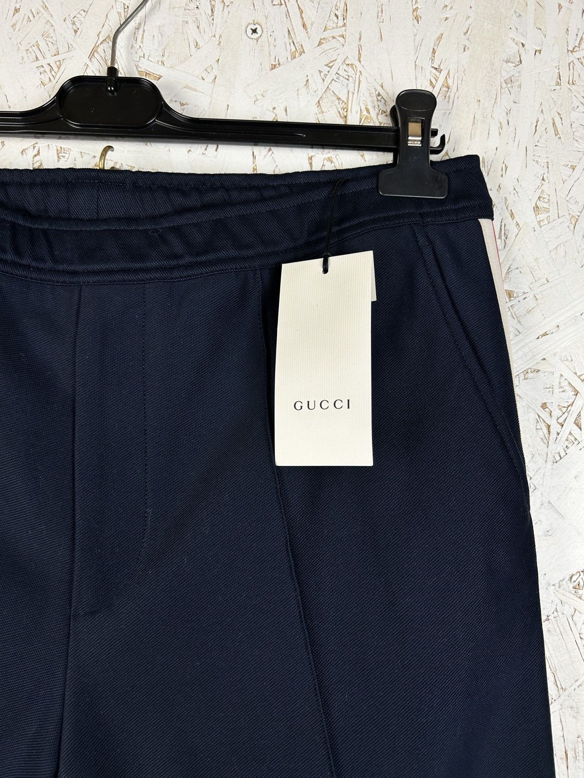 Gucci BNWT Gucci Jogging Pant With Gucci Stripe 50 Size US 34 / EU 50 - 2 Thumbnail