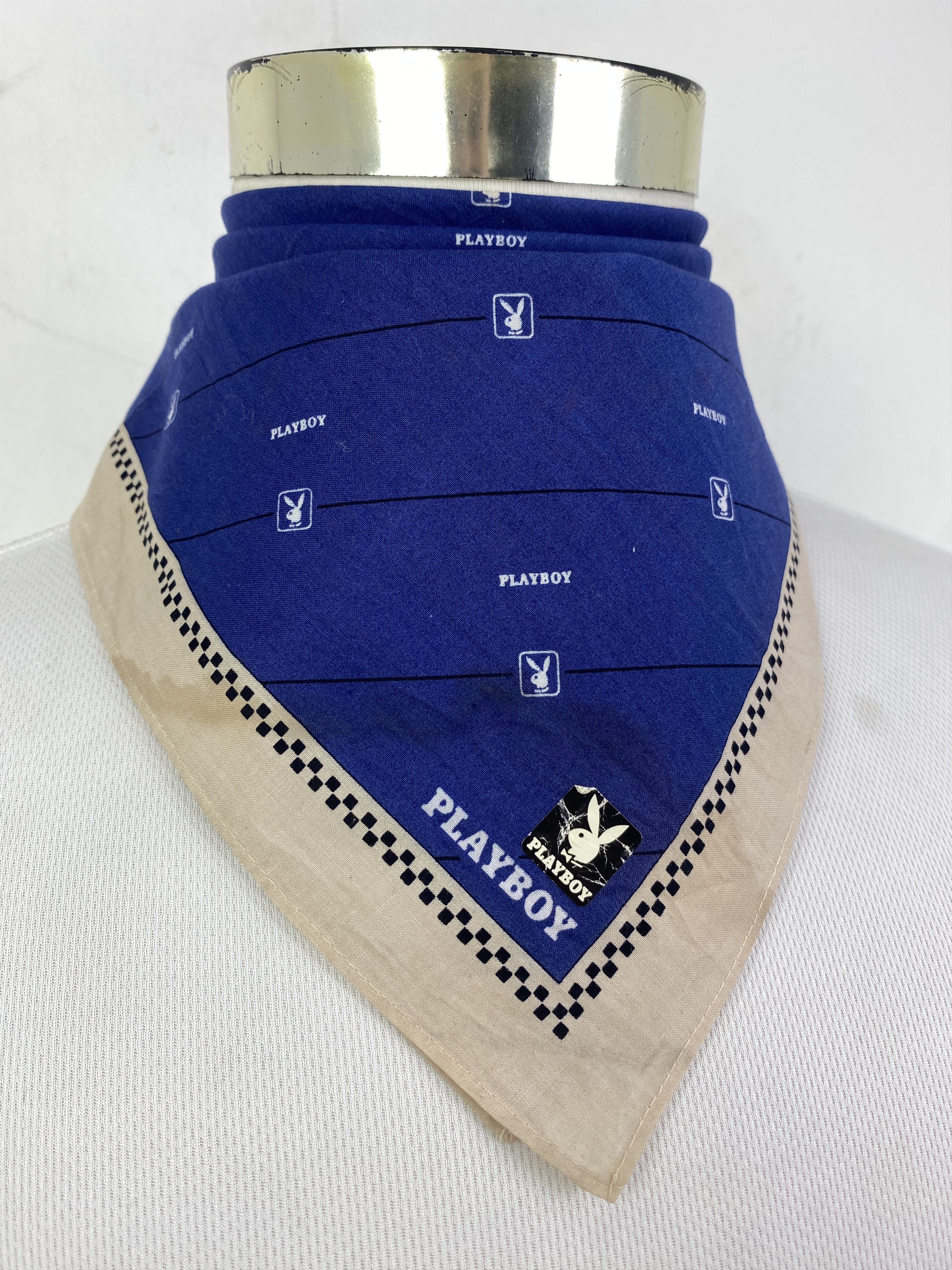 Playboy Vintage Playboy Handkerchief / Neckerchief / Bandana HKC0921 Size ONE SIZE - 2 Thumbnail
