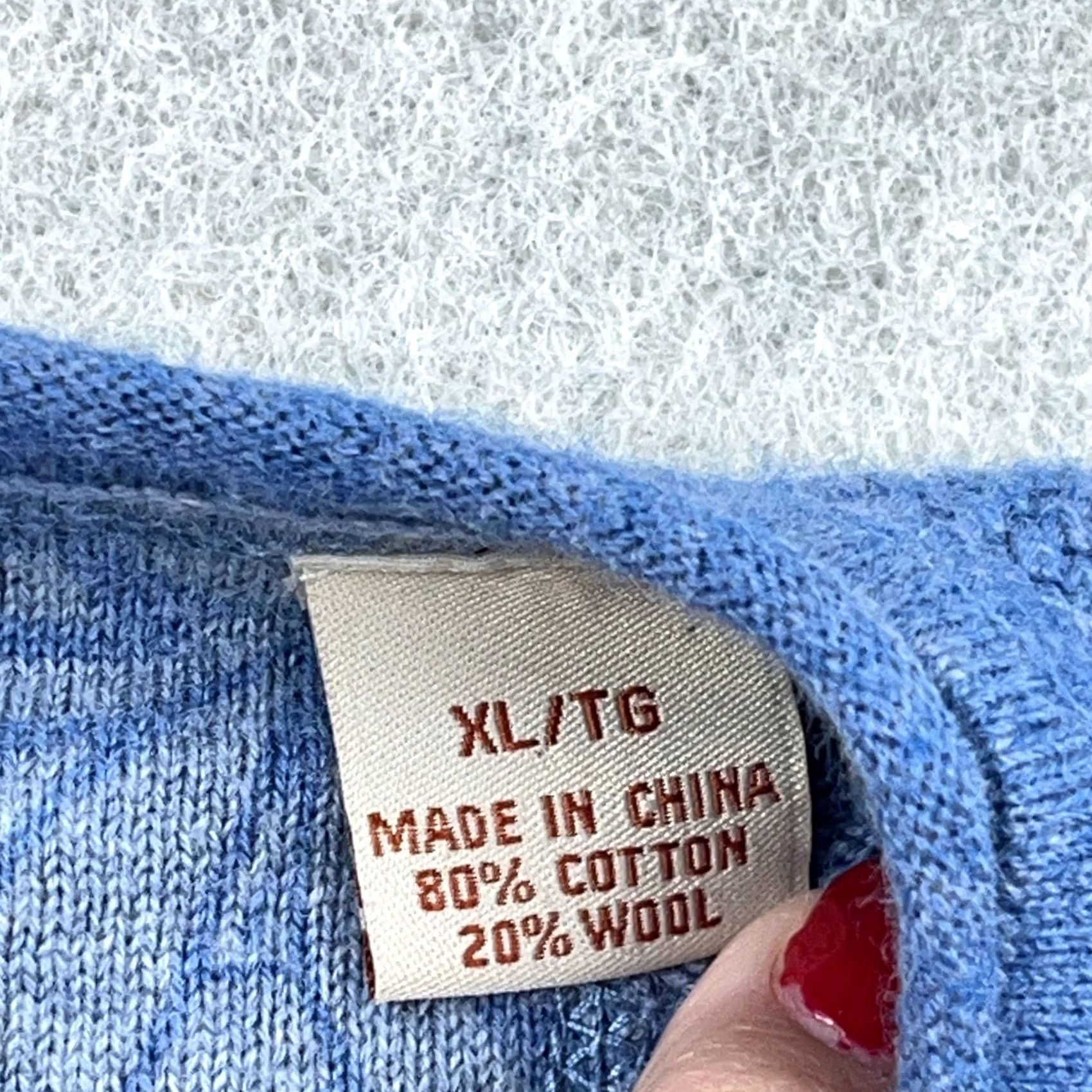 Tommy Bahama Tommy Bahama Sweater Men XL Blue V-Neck Waffle Knit Pullove r Wool Blend Size US XL / EU 56 / 4 - 4 Thumbnail