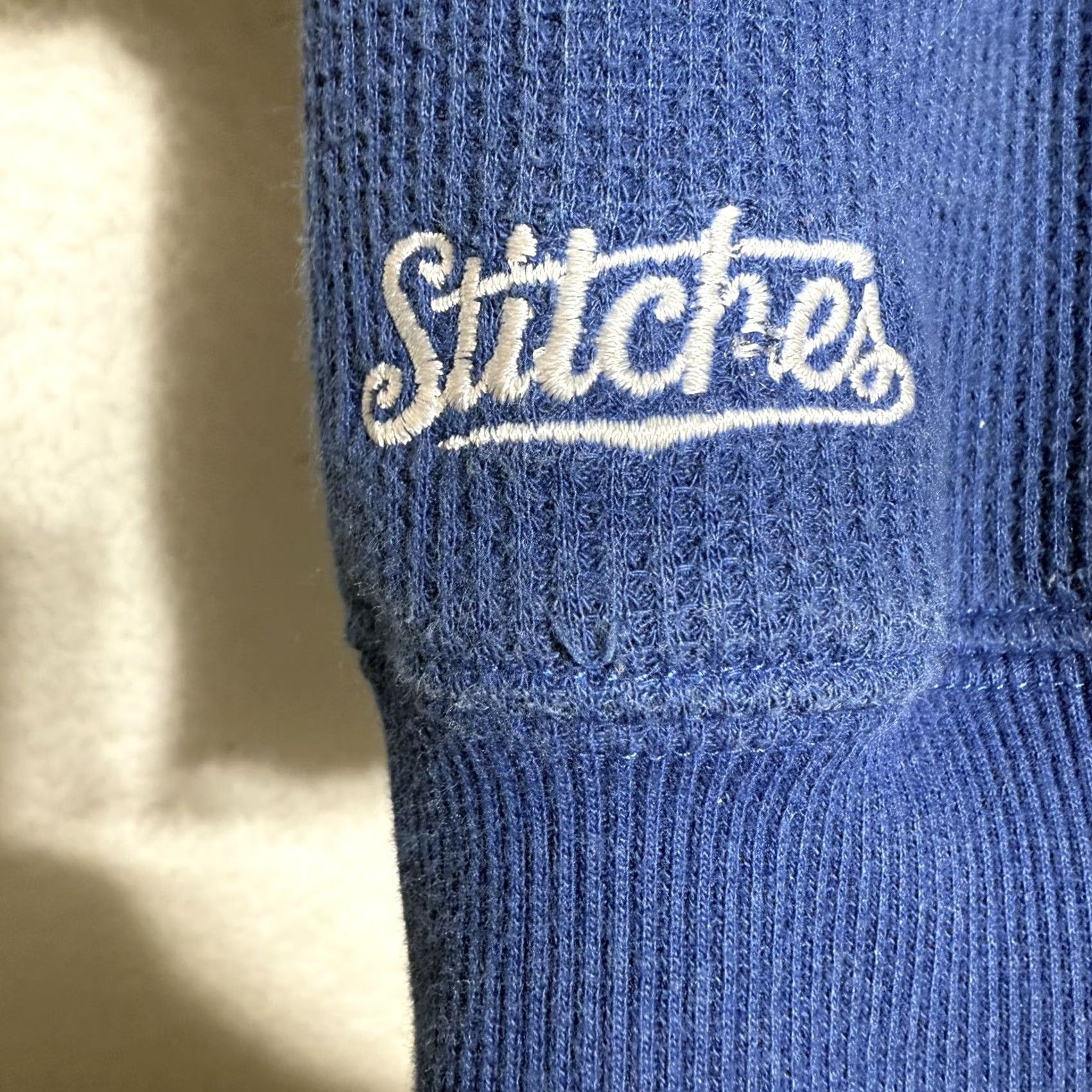 Vintage VINTAGE Milwaukee Brewers Stitches Men's Hoodie L Blue Thermal Fleece Lined Zip Full Zip MLB Sports 2 Washable Spots Mens Size US L / EU 52-54 / 3 - 6 Thumbnail