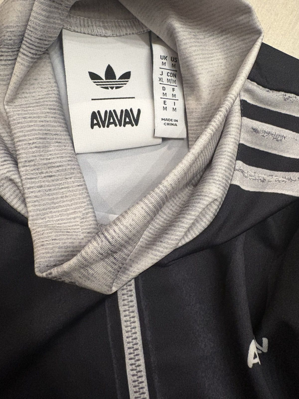 AVAVAV Avavav adidas long sleeve top FW25 Size S / US 4 / IT 40 - 3 Thumbnail