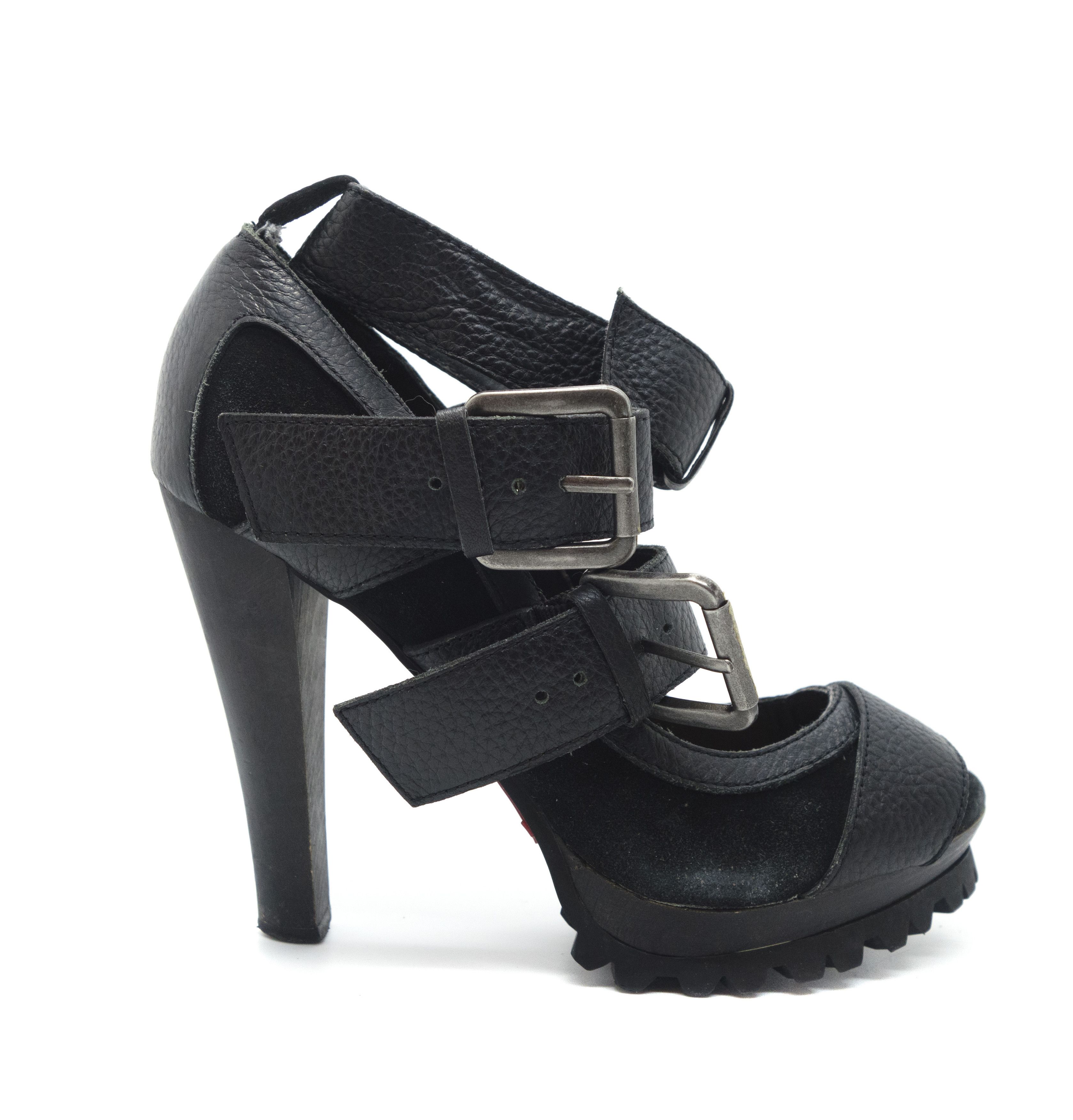 True Religion Avant Garde Massive Belted Heels Size US 6 / IT 36 - 2 Thumbnail