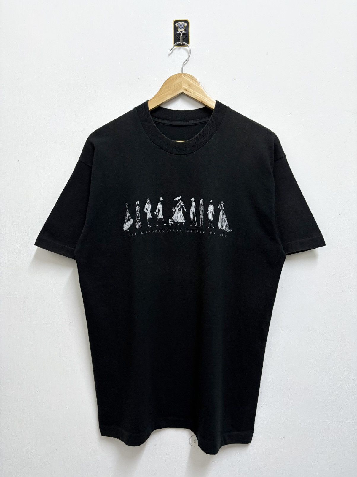 Vintage Vintage 90’s The Metropolitan Museum of Art T-Shirt Size US M / EU 48-50 / 2 - 1 Thumbnail