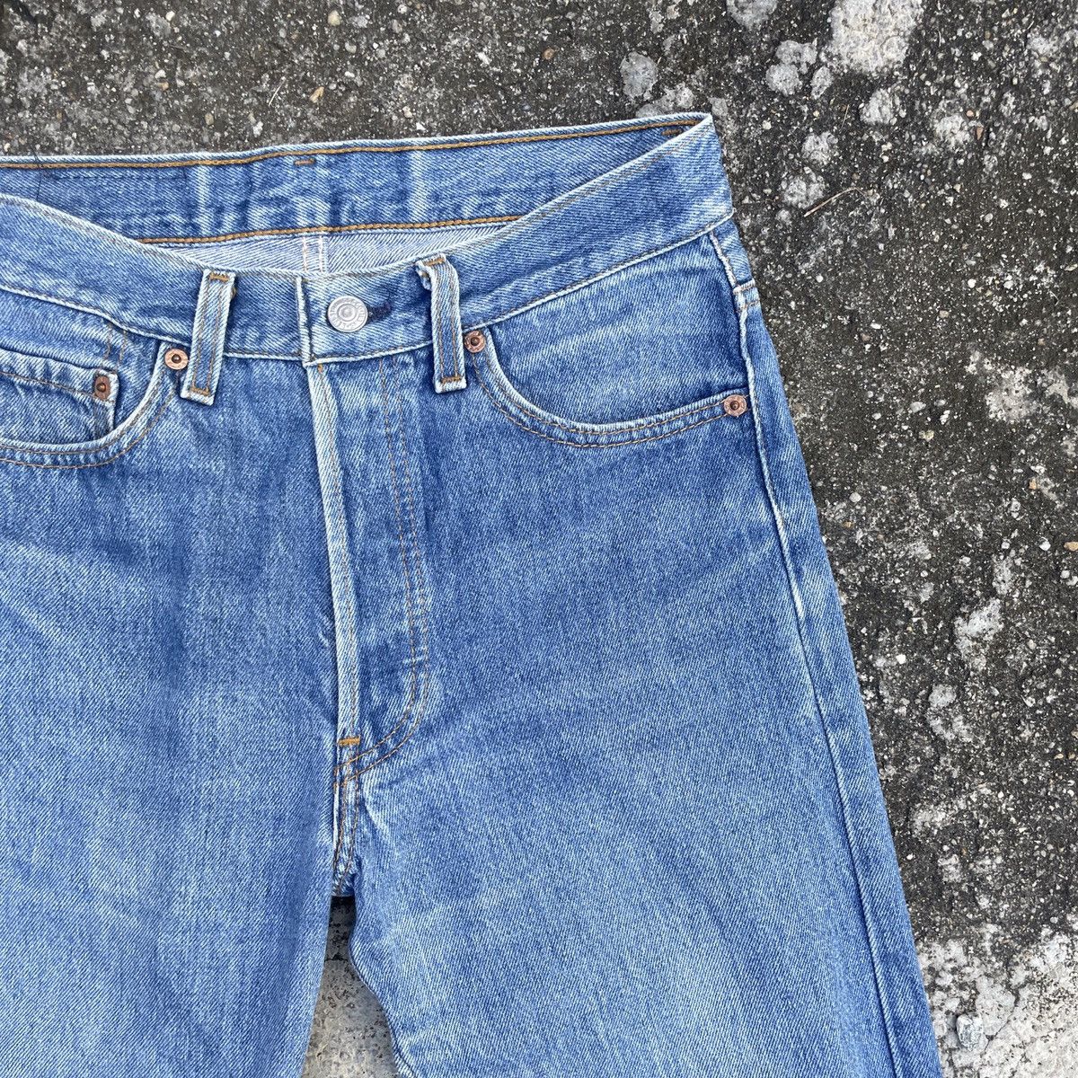 Levi's Vintage 90s Levis Denim Jeans Size US 28 / EU 44 - 2 Thumbnail