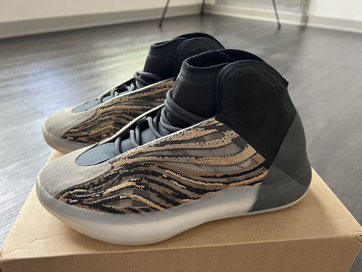 Adidas × Yeezy Adidas Yeezy Quantum Size US 8 / EU 41 - 5 Thumbnail