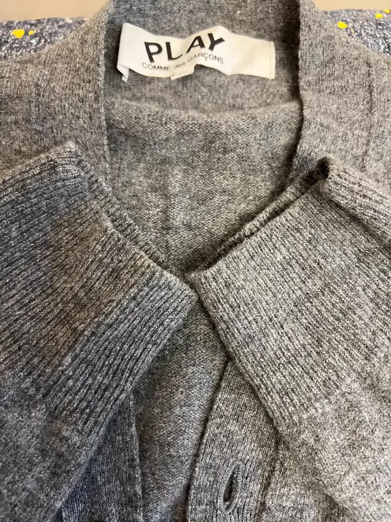 Comme des Garcons Comme Des Garcons Little Red Heart Cardigan; Classic Cardi Size M / US 6-8 / IT 42-44 - 6 Thumbnail