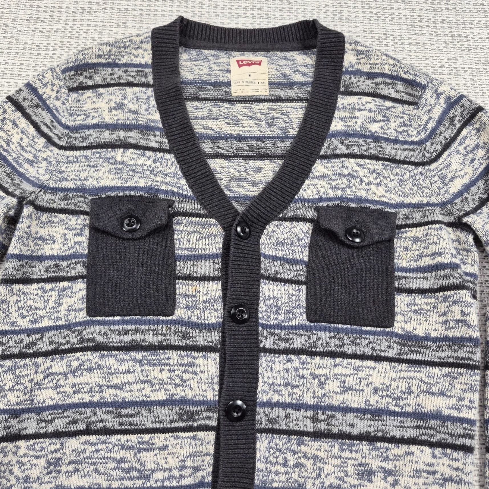 Levi's VINTAGE Levi's Cardigan Sweater Mens M Gray Striped Chest Pockets Button Up Knit 90s Casual Size US M / EU 48-50 / 2 - 4 Thumbnail
