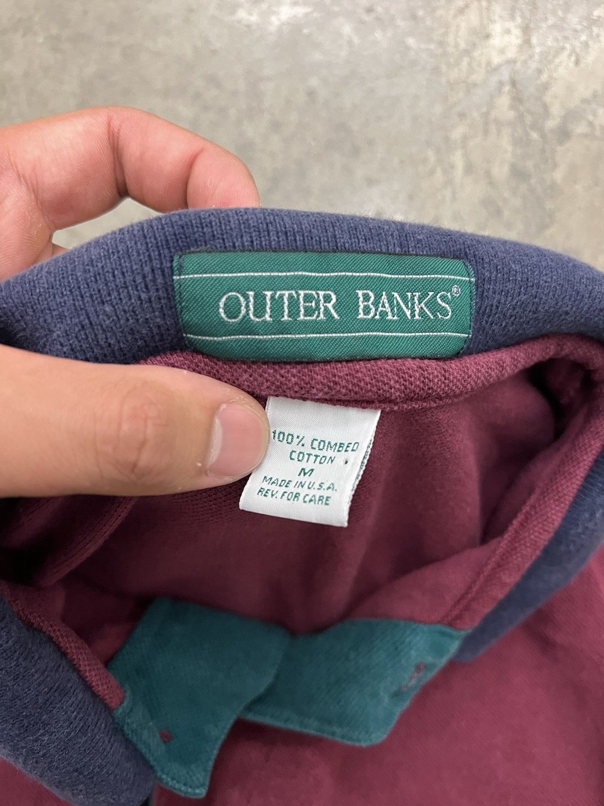 Other Outer banks Bose speaker system maroon polo Size medium Size US M / EU 48-50 / 2 - 3 Thumbnail