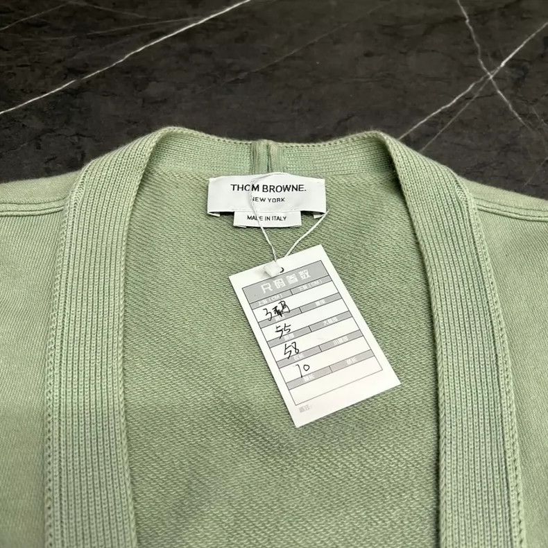 Thom Browne Thom Browne size3 A green tea sweater Size US L / EU 52-54 / 3 - 6 Thumbnail