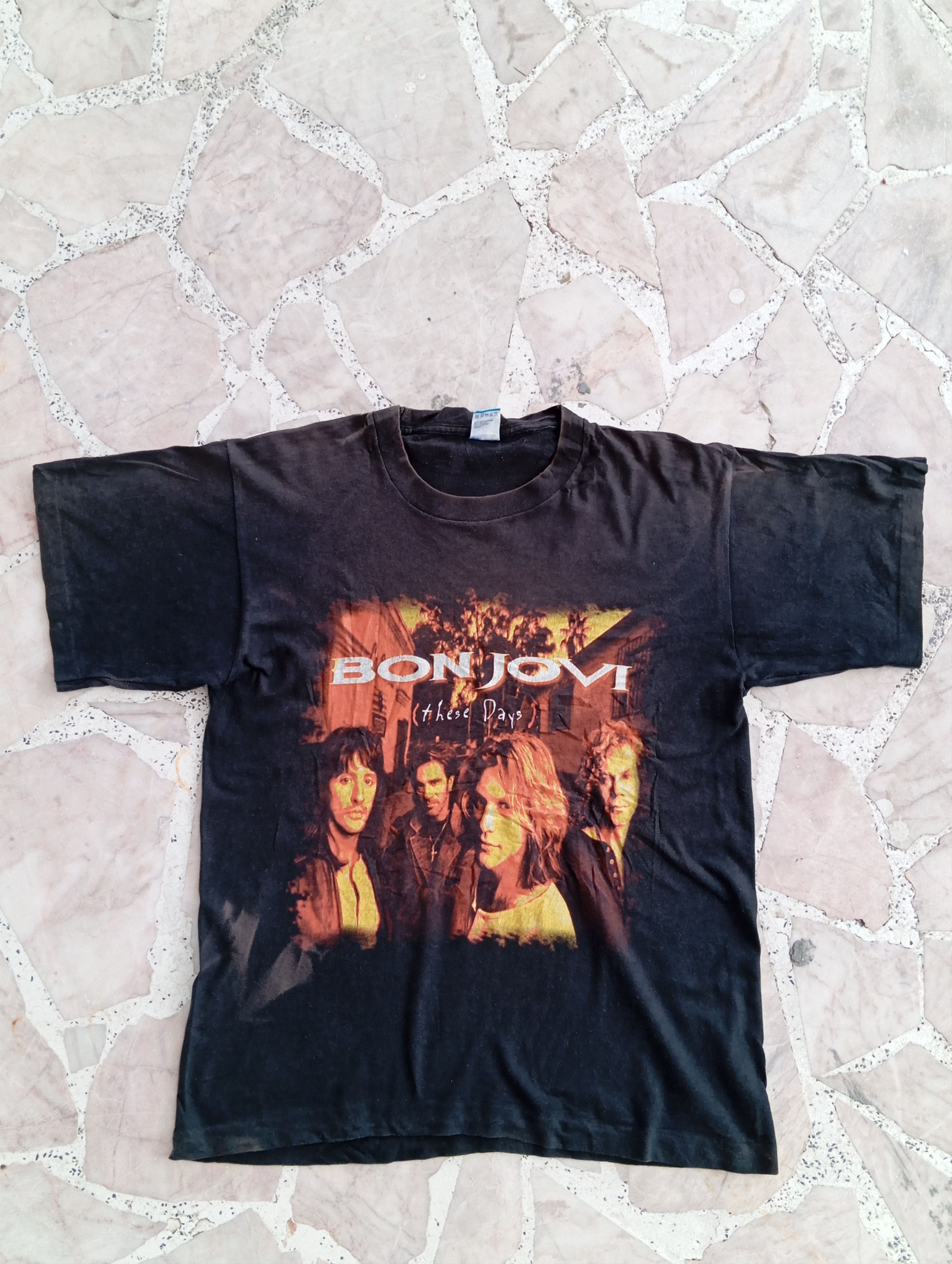 Bon Jovi × Vintage Vintage 90s Bon Jovi These Days Shirt Size US M / EU 48-50 / 2 - 2 Thumbnail