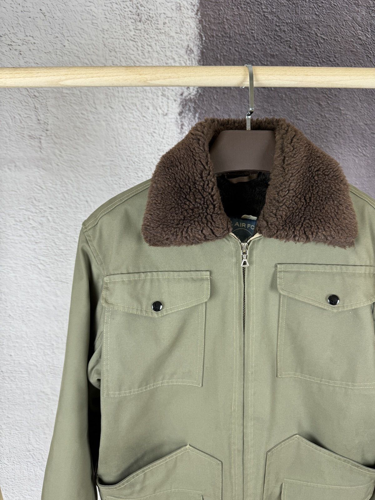 Vintage U.S. Air Force vintage 70s 80s military rare padded jacket Size US L / EU 52-54 / 3 - 4 Thumbnail