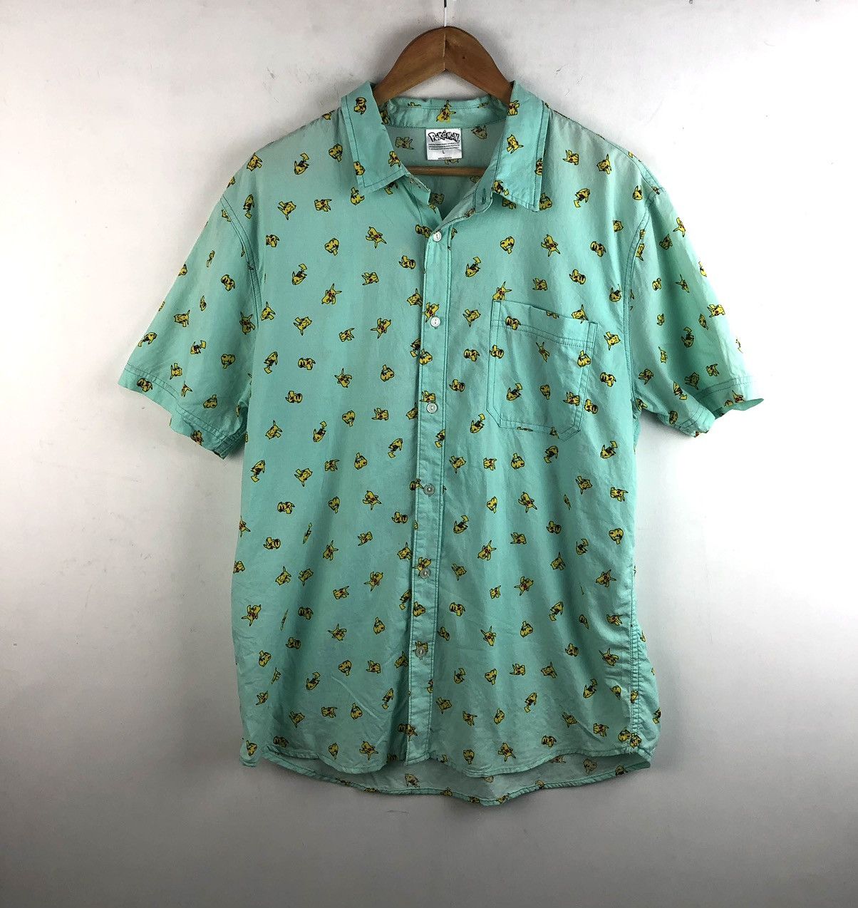 Pokemon Official pokemon button shirt large monogram pikachu Size US L / EU 52-54 / 3 - 1 Thumbnail
