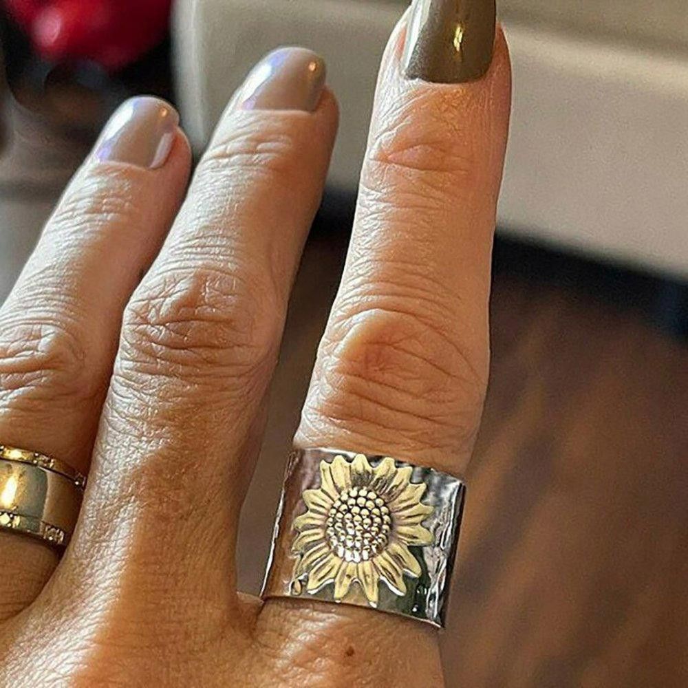 Designer Vintage Carved Yellow Sunflower Silver Flower Ring - Size 7 Size ONE SIZE - 9 Thumbnail