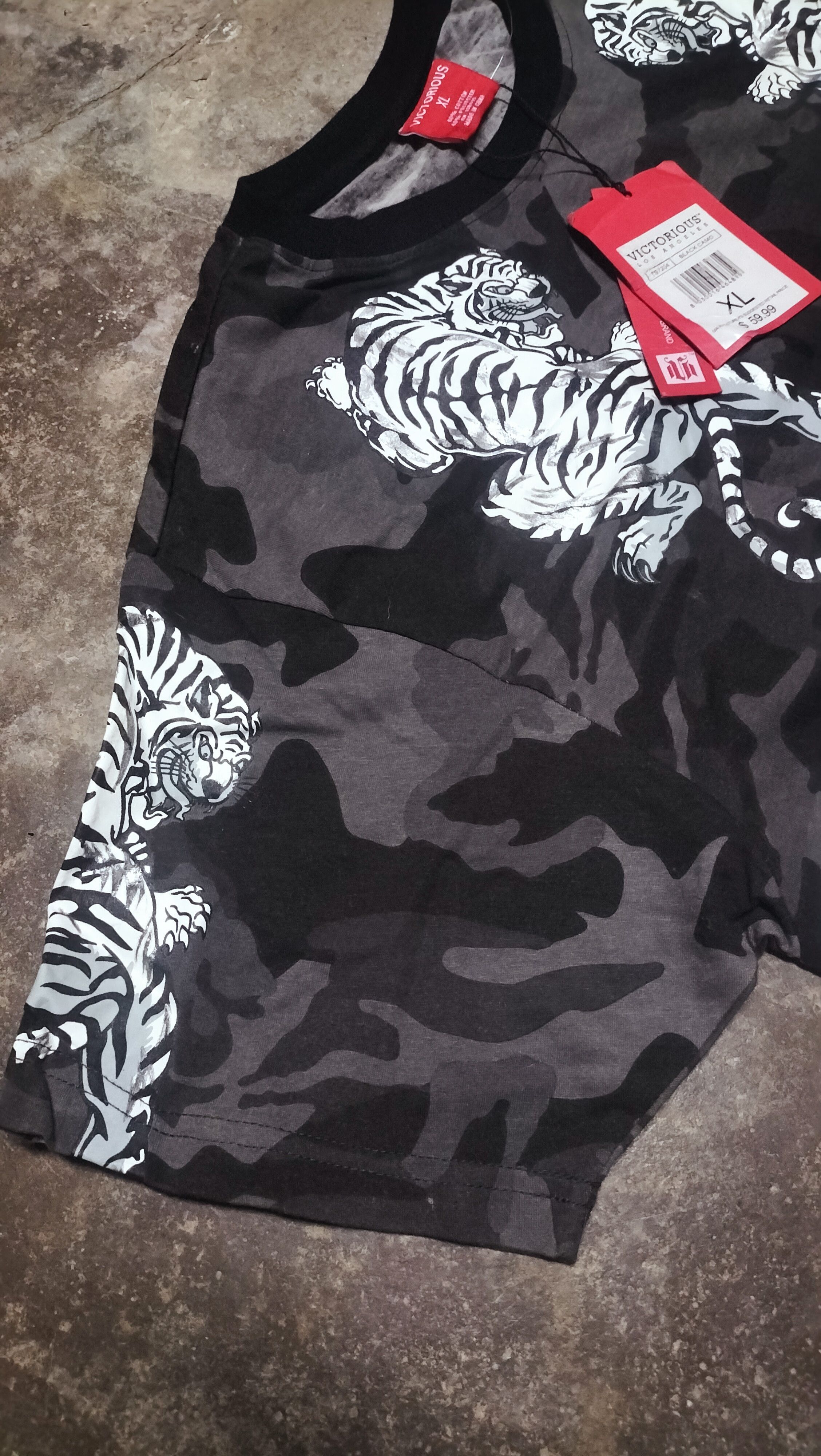 Japanese Brand Vintage Victorious Sukajan Tigers Overprint Size US XL / EU 56 / 4 - 6 Thumbnail