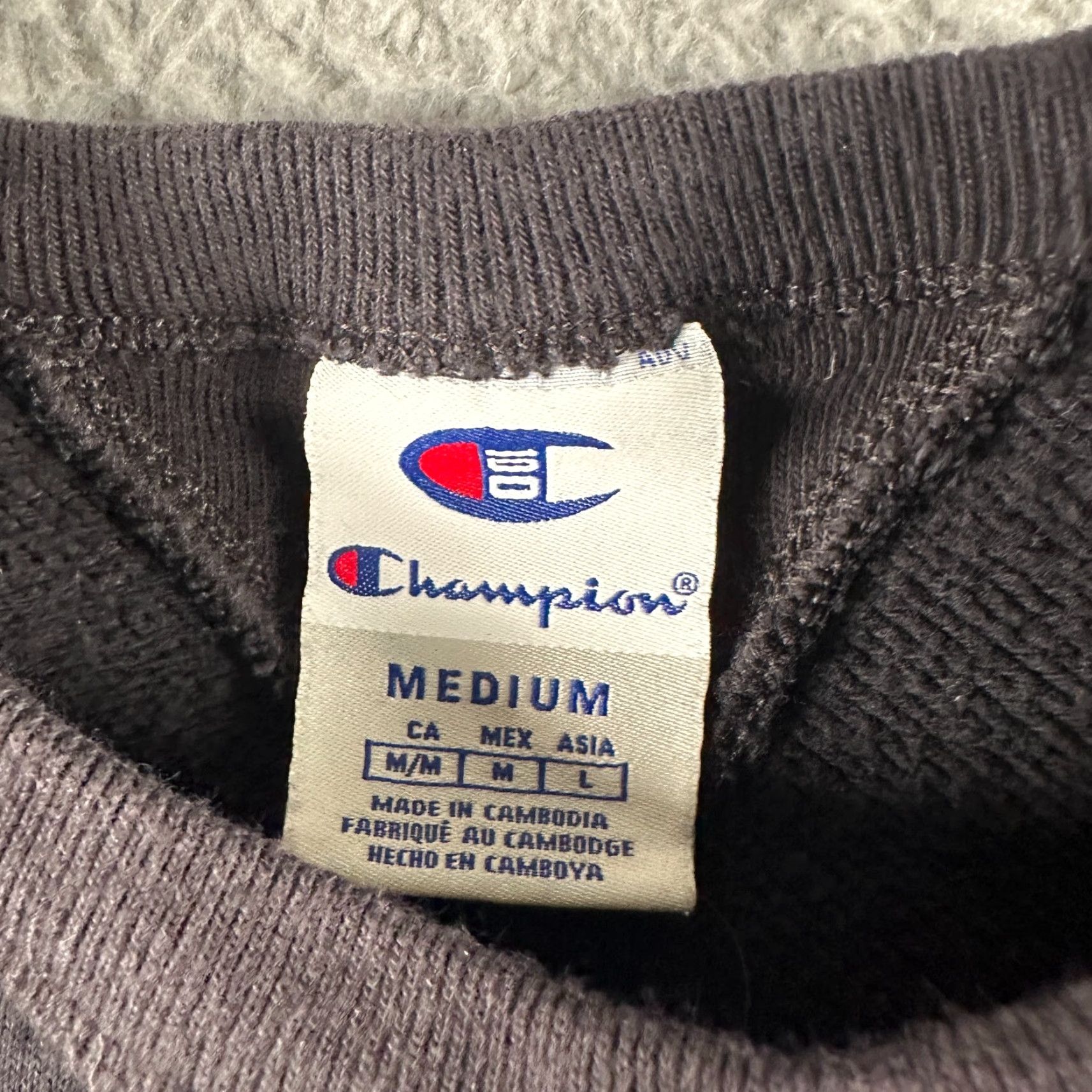Champion VINTAGE Champion Sweatshirt Womens Medium Black Logo 100 Anniversary Graphic Long Sleeve Size M / US 6-8 / IT 42-44 - 4 Thumbnail