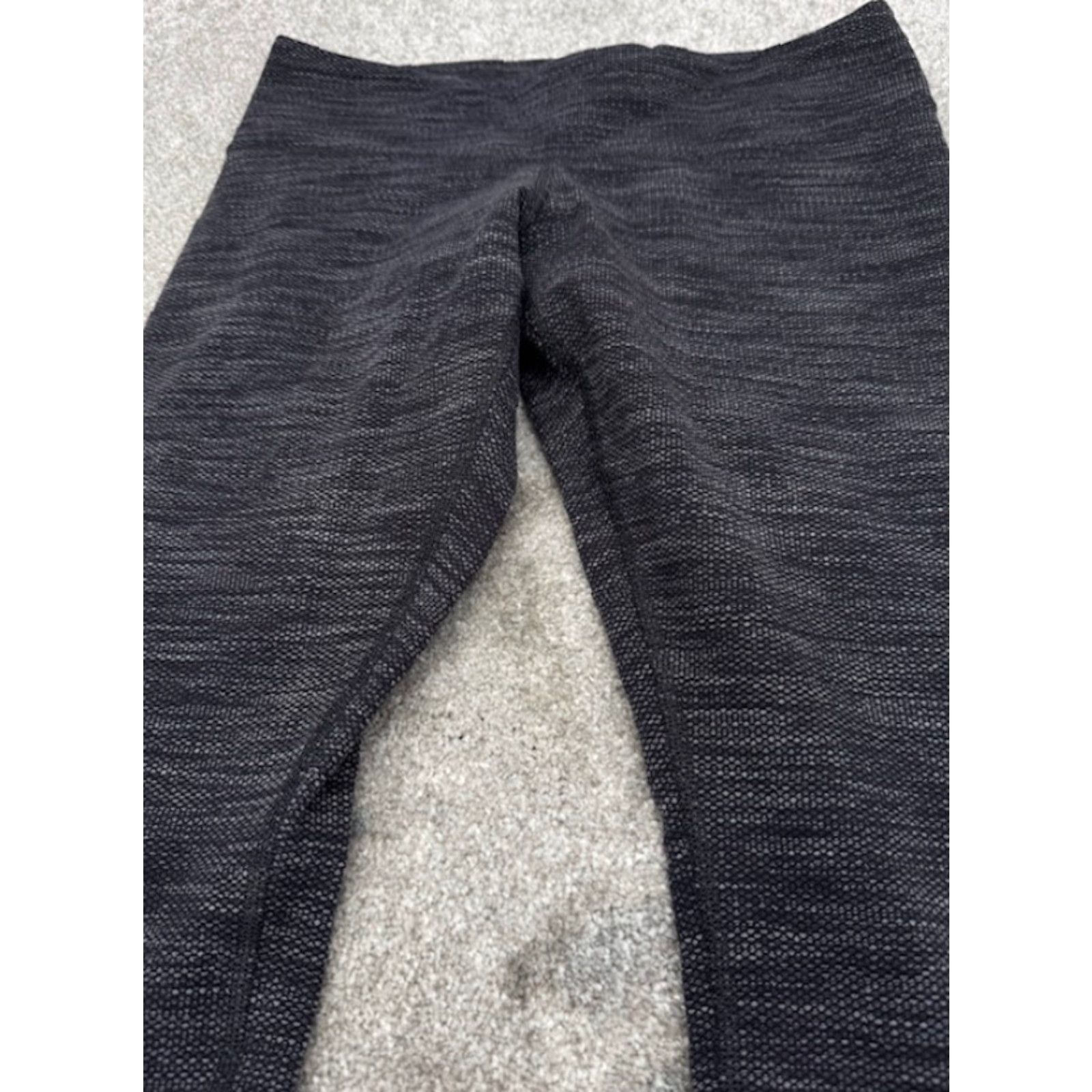 Lululemon Lululemon Wunder Under Pant Women's 10 Black Tweed Pocket Pockets Inseam 28.5" Ankle Skinny Slim Chevron Pattern Size 32" / US 10 / IT 46 - 4 Thumbnail